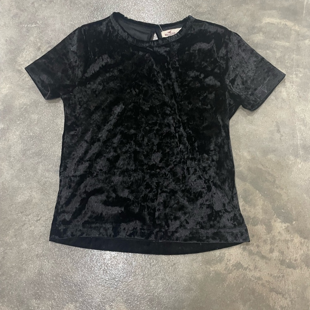 Hollister Black Velvet Top Size XS